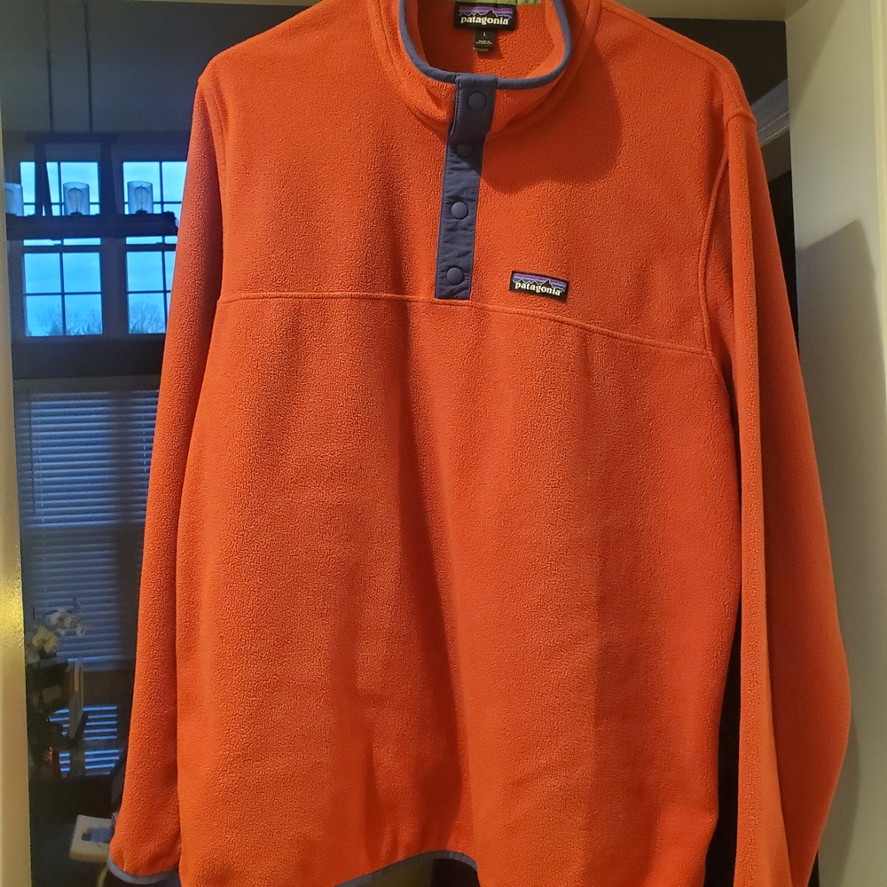 Patagonia Orange and Blue Men's Micro D 1/4 Snap Shirt
